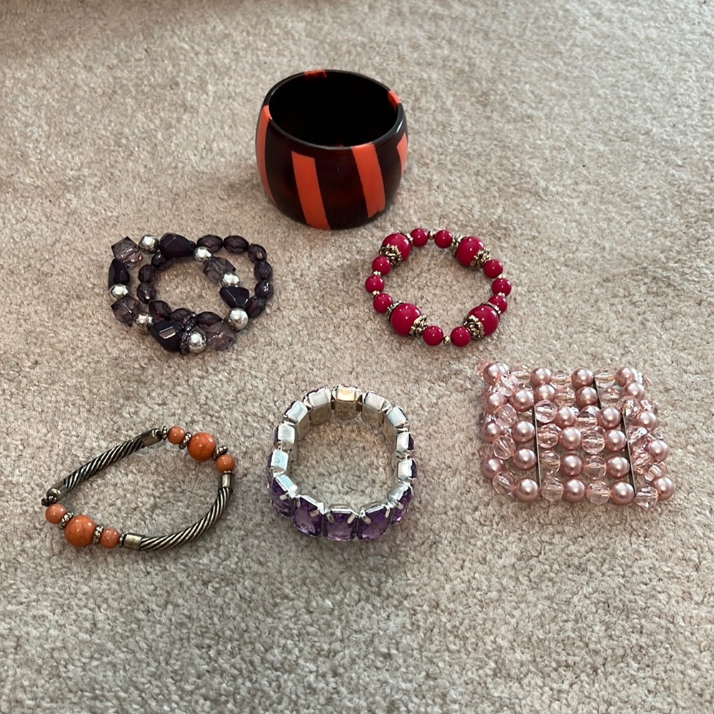 Lot - 6 Bracelets